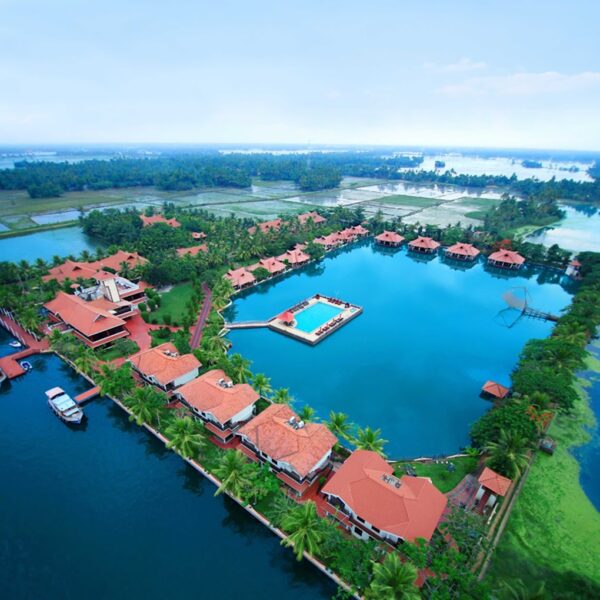 Sterling Lake Palace Alleppey - Image 3