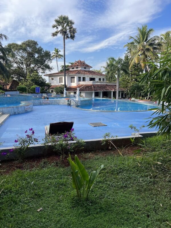 Estuary Sarovar Premiere Poovar Island - Image 5