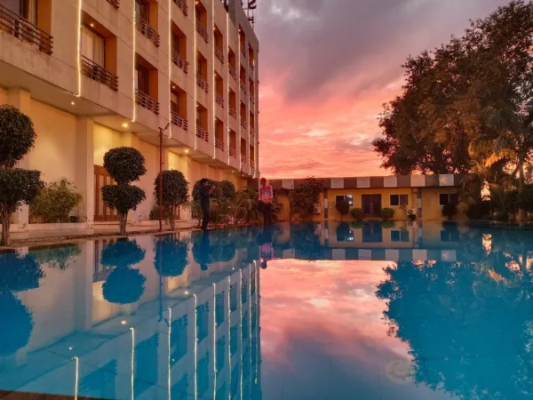 Solitaire Hotel & Resort - Image 2