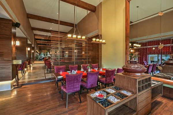 Fariyas Resort - Image 6