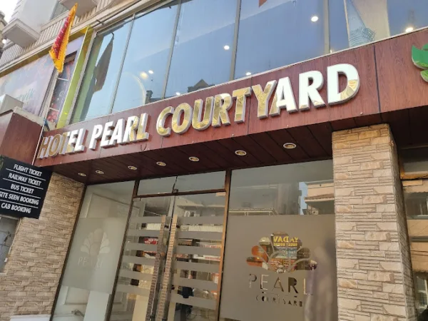 Pearl Courtyard