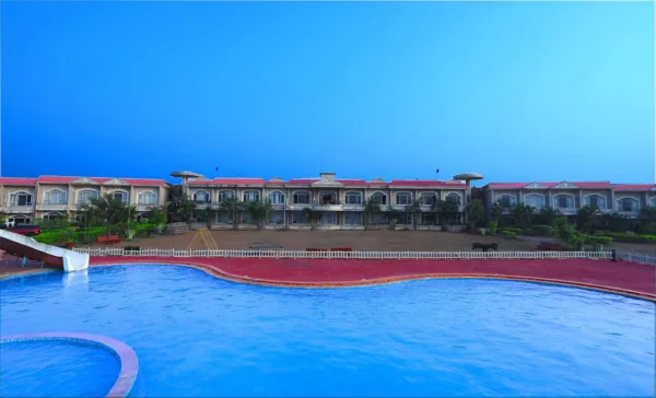 Kohinoor Samudra Beach Resort - Image 11