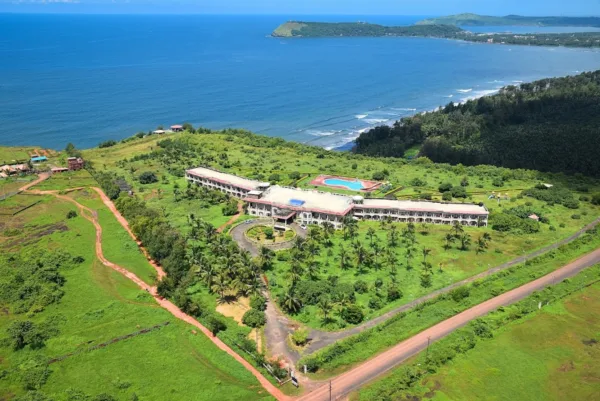 Kohinoor Samudra Beach Resort - Image 13