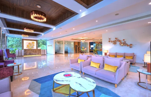 Golden Tulip Agra - Image 7