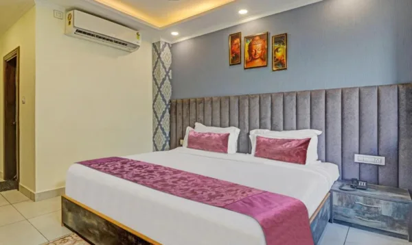 Hotel Woodville Inn - Image 9