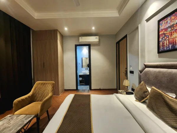 Hotel Grand Cabbana - Image 2