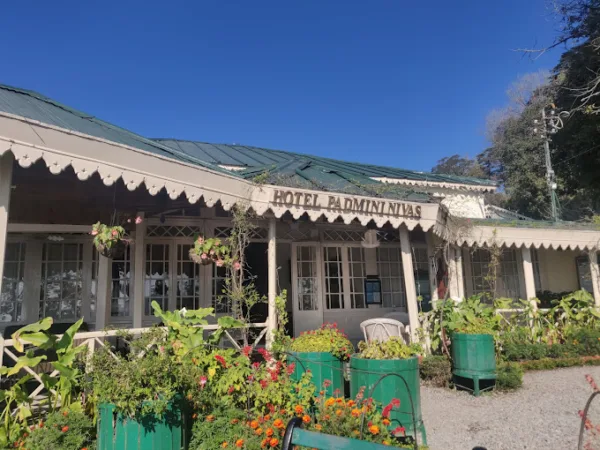 Hotel Padmini Nivas